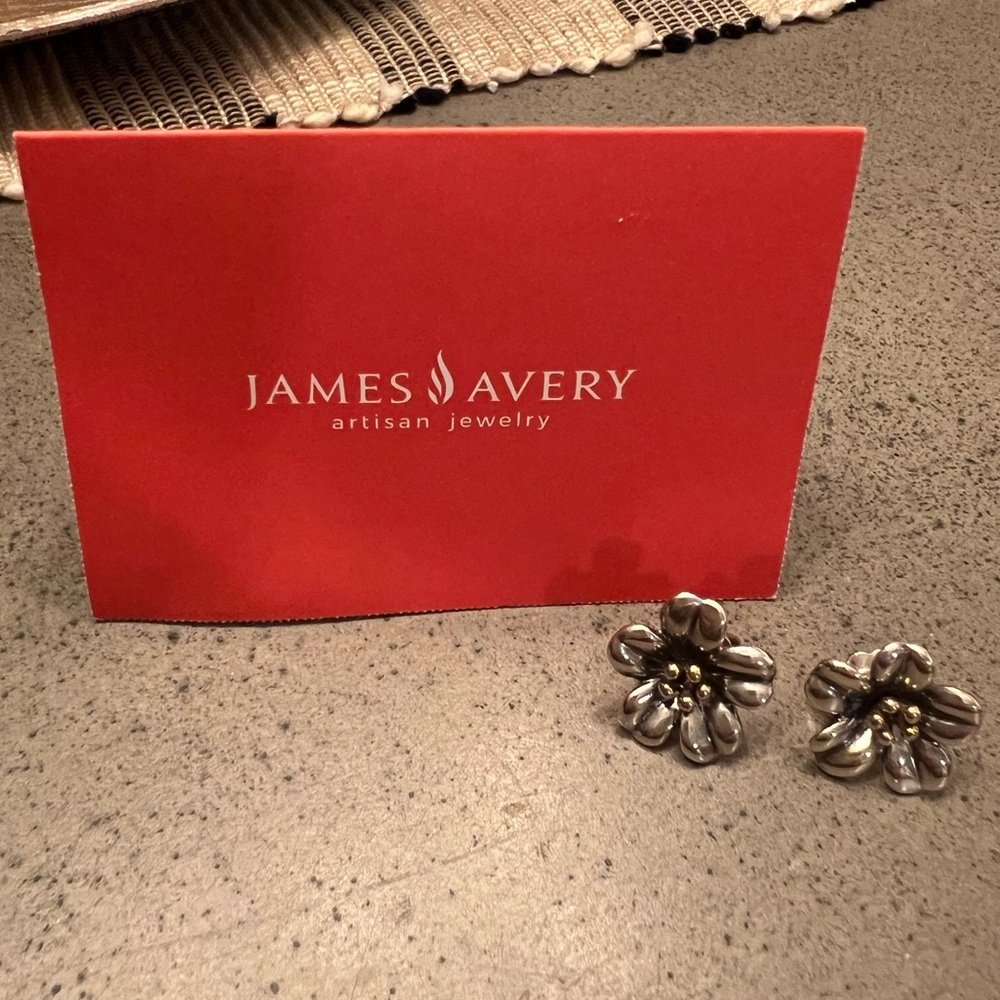 Retired James Avery 18k Gold & Sterling Silver April Flower post earrings